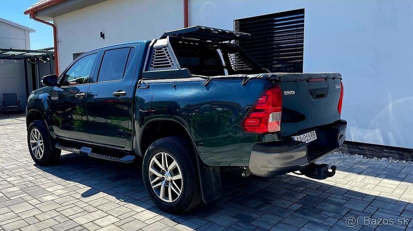 TOYOTA HILUX - PREDAJ AJ NA SPLÁTKY