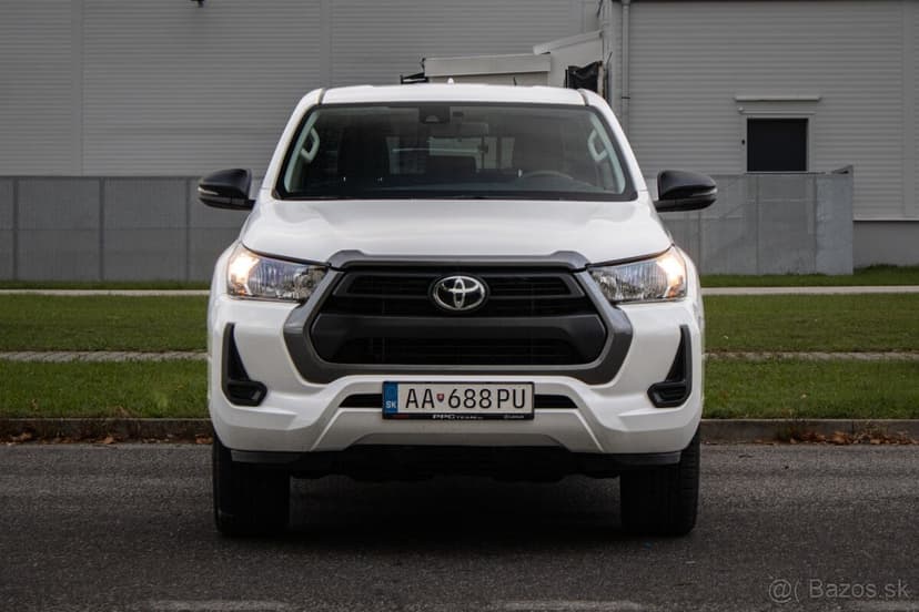 Toyota Hilux DC 2.4 D-4D Active 4x4 A/T, 110kW