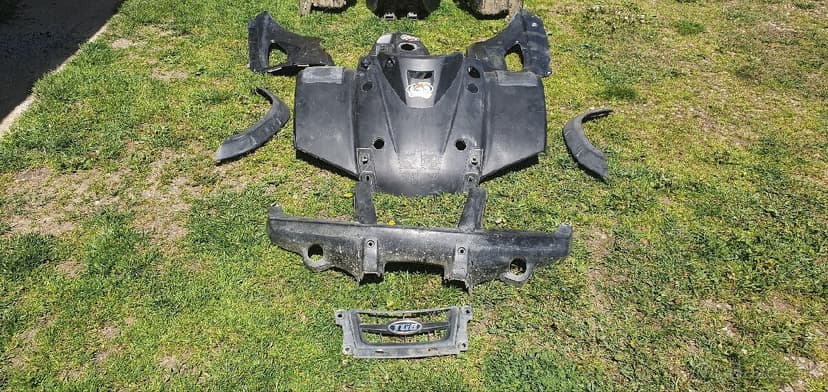 Predám kapotaž,plasty tgb blade 425