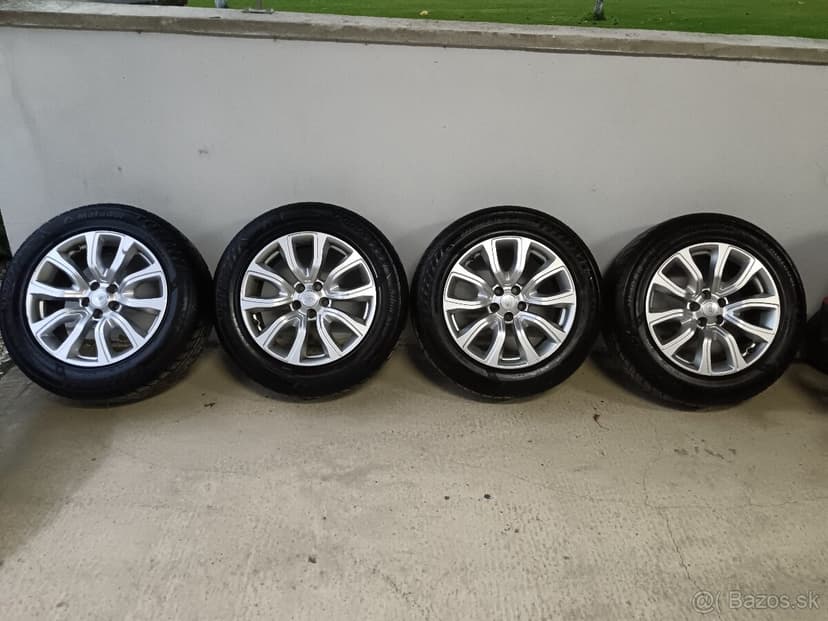 Predám zimnú sadu na Range Rover Evoque 235/60/18