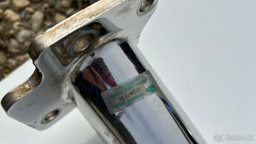 Land Rover Defender Predny Naraznik