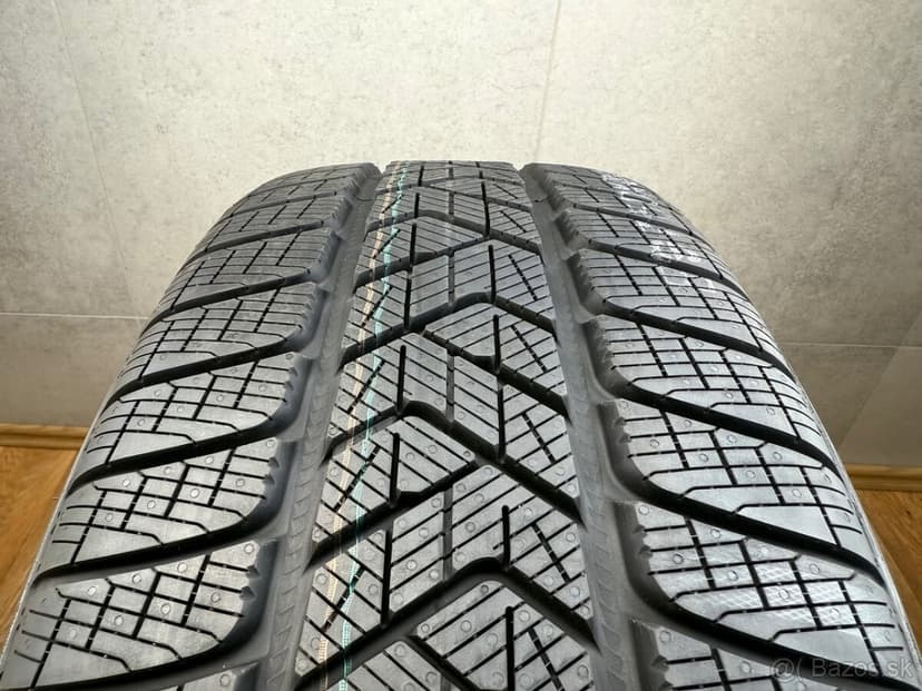 Originál zimní kolesa R20 Land Rover Defender