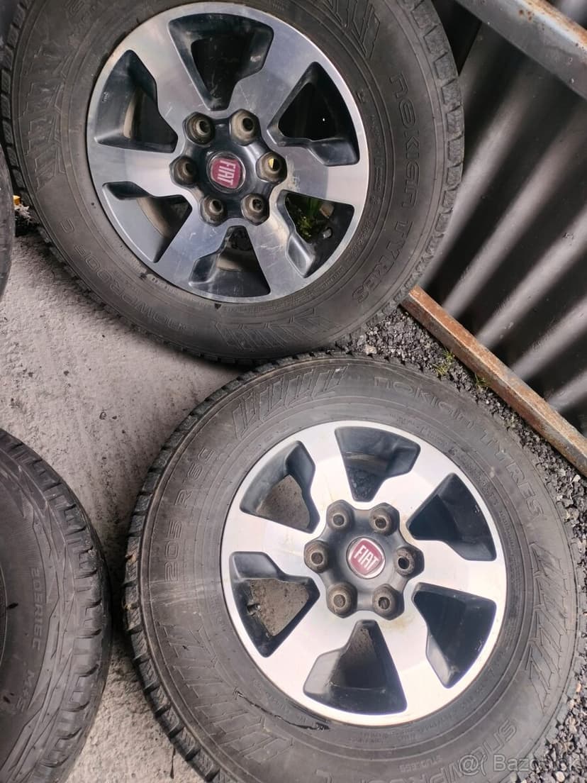 ❄️4ks alu disky orig. Fiat 6x139,7 pneu 205r16 C