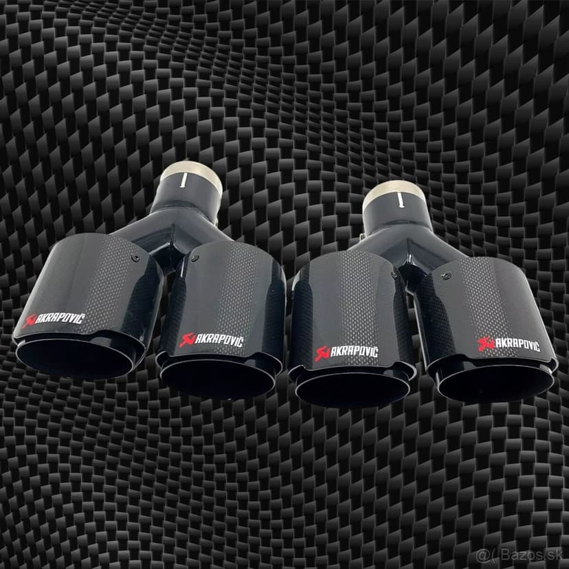 Nerezová koncovka výfuku Carbon dizajn s logom Akrapovič