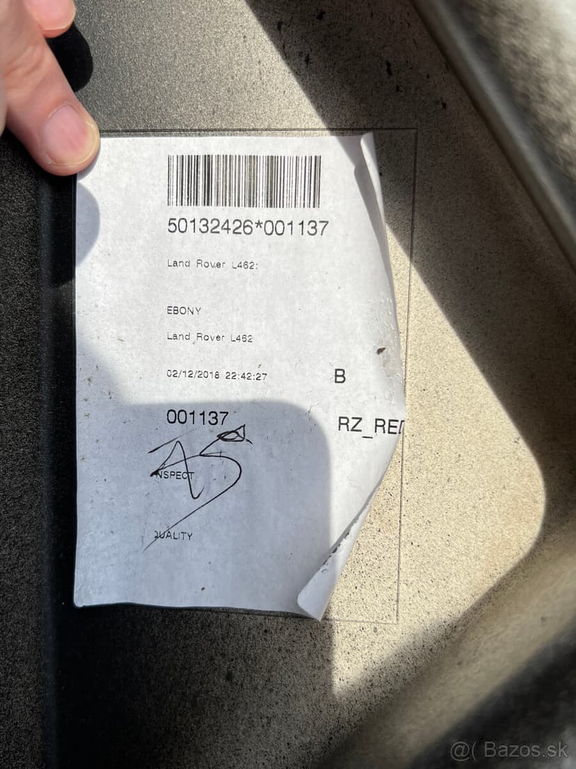 LAND ROVER DISCOVERY 5 KUFROVÉ DVERE 2017-