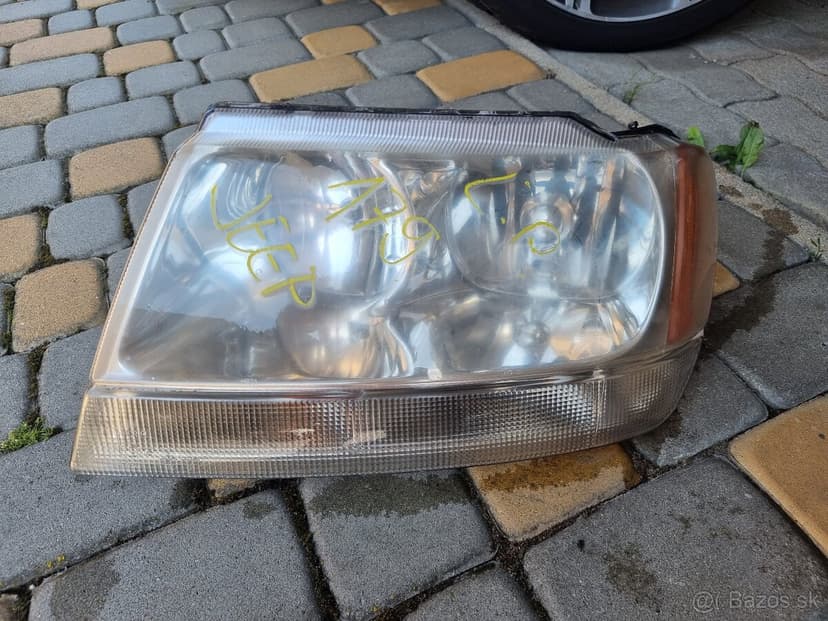 Jeep Grand Cherokee II predné svetlo lavé