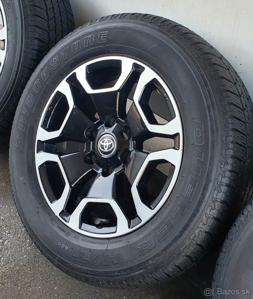 Sada kolies TOYOTA HILUX s pneu 265 60 r18
