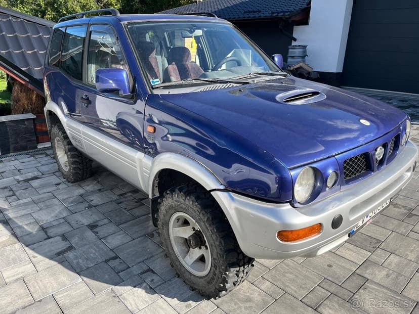 Nissan terrano 2,7