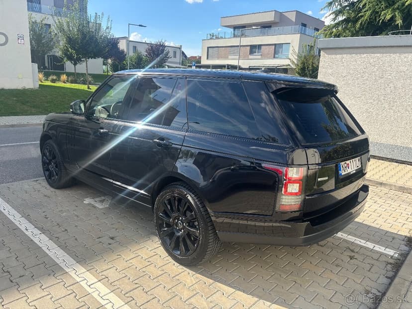 Land Rover Range Rover 4.4L SDV8 Vogue
