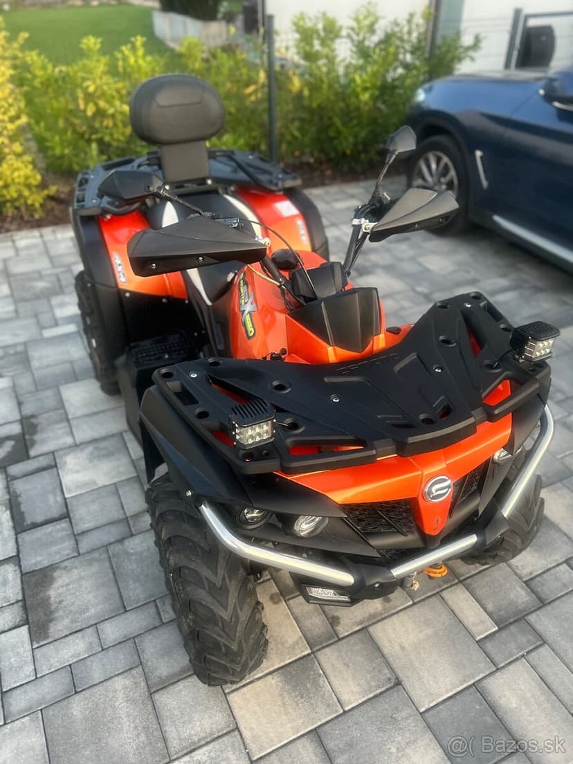 Predam CF MOTO 550 XL GLADIATOR +radlica + ochranna plachta