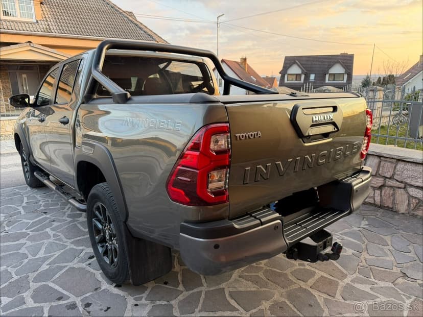 Toyota Hilux Invicible Sport