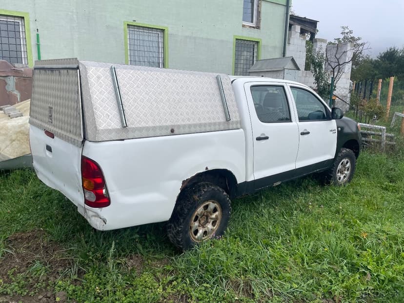 Toyota Hilux 2,5  75kw
