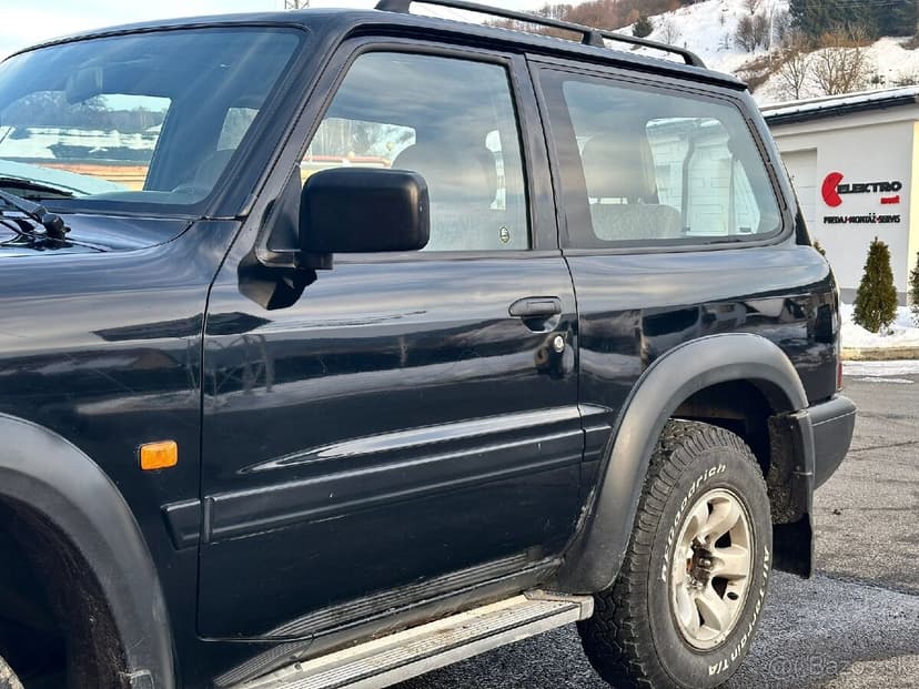 Nissan Patrol Y61 3.0D 116kw, Manuál