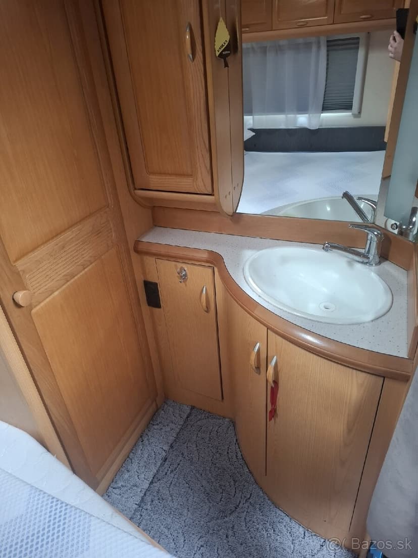 Predám karavan/obytný príves