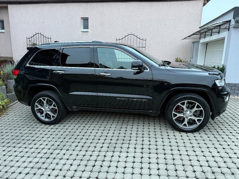 JEEP GRAND CHEROKEE 3.0L V6 CRD Overland A/T