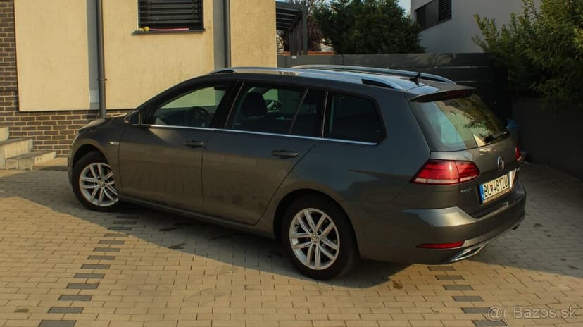 Volkswagen Golf Variant 1.5 TGI Highline DSG