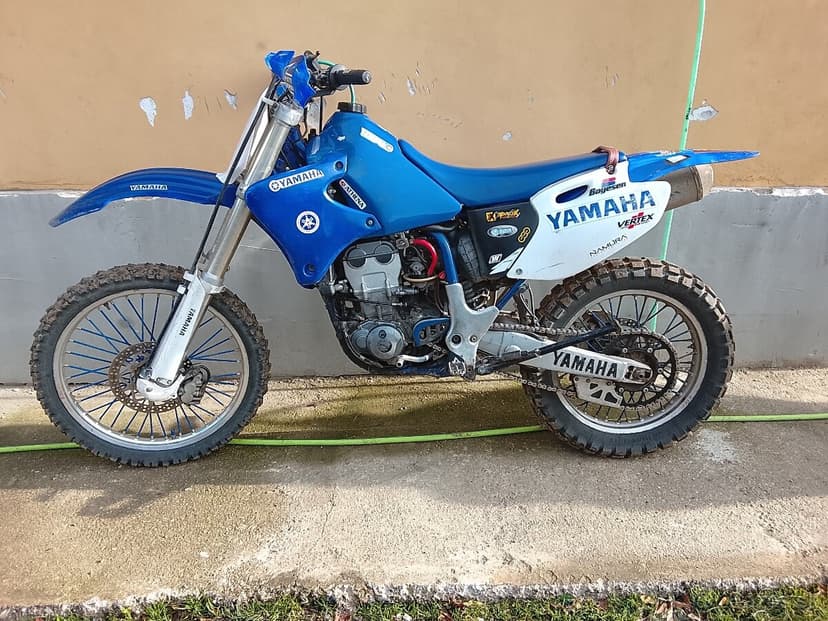 Predám Yamaha Wr 400 Rv2001