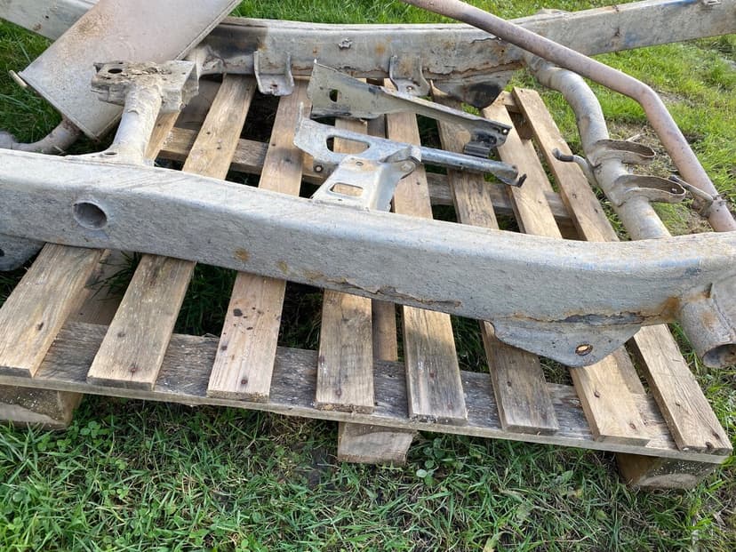 Šasy rám suzuki jimny