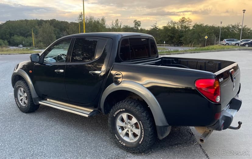 Mitsubishi L200 2.5 TDI Superselect 4x4 Uzávierka