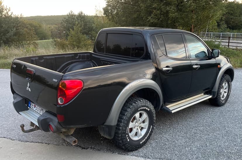 Mitsubishi L200 2.5 TDI Superselect 4x4 Uzávierka