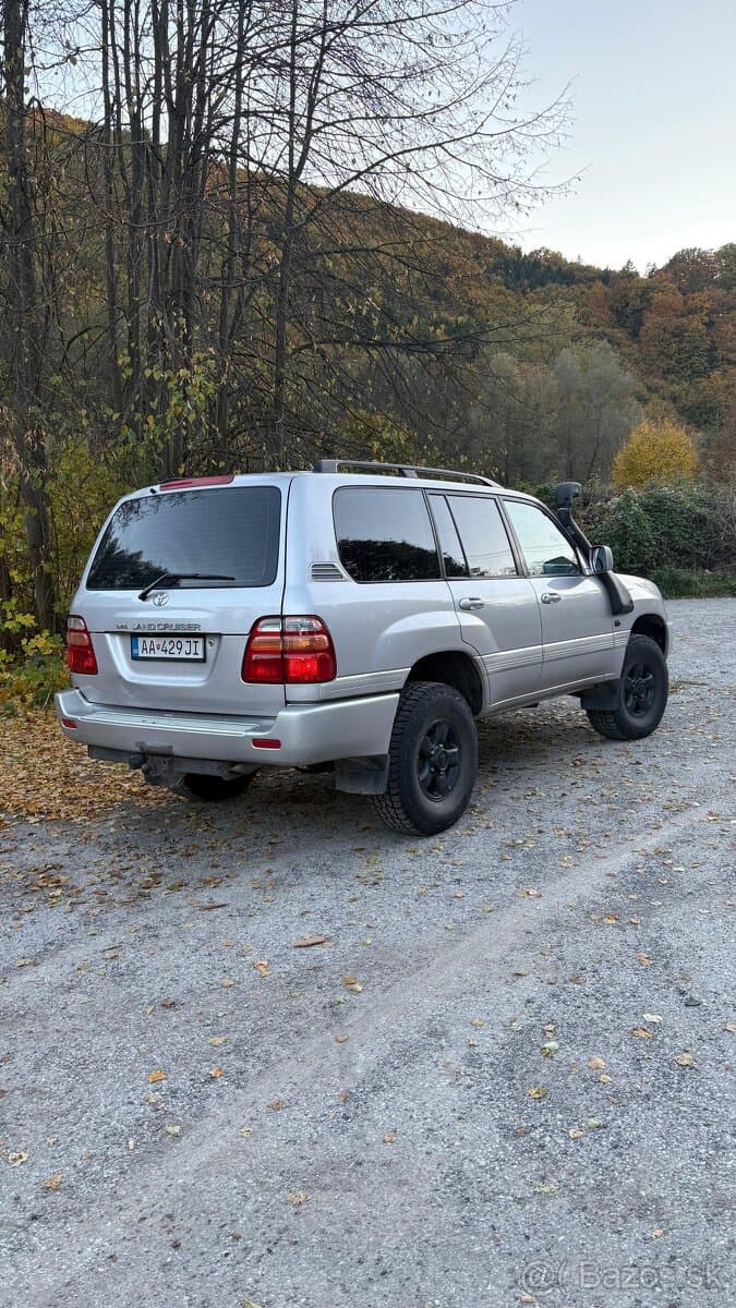 Toyota Land Cruiser 100 4.2 TD Luxor A/T