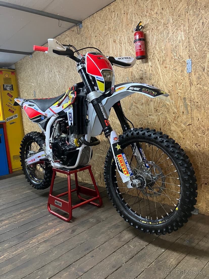 Husqvarna TE 310 rv.2010