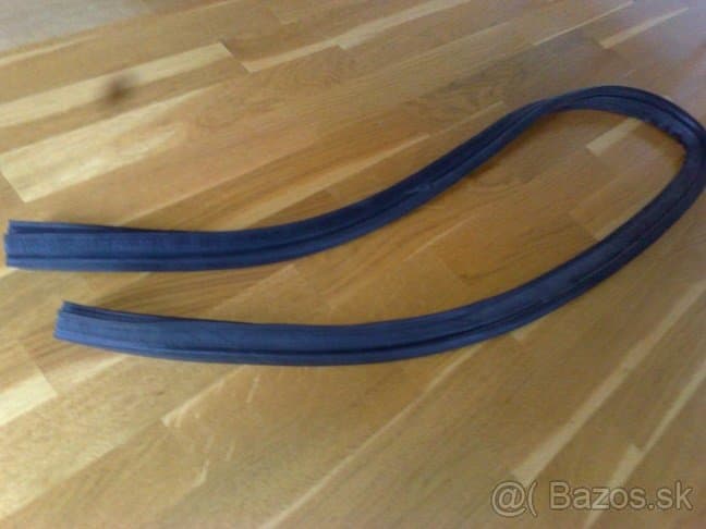 suzuki samurai tesnenia dveri,okna..