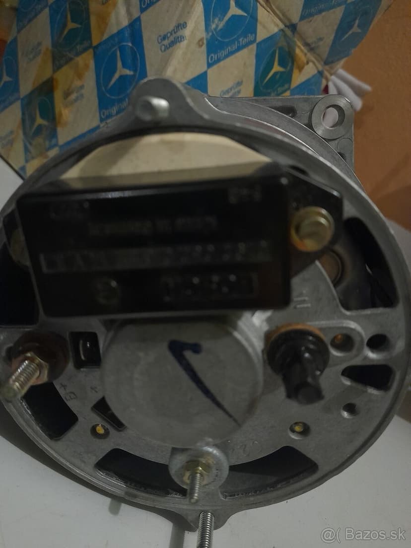 Alternátor  Mercedes