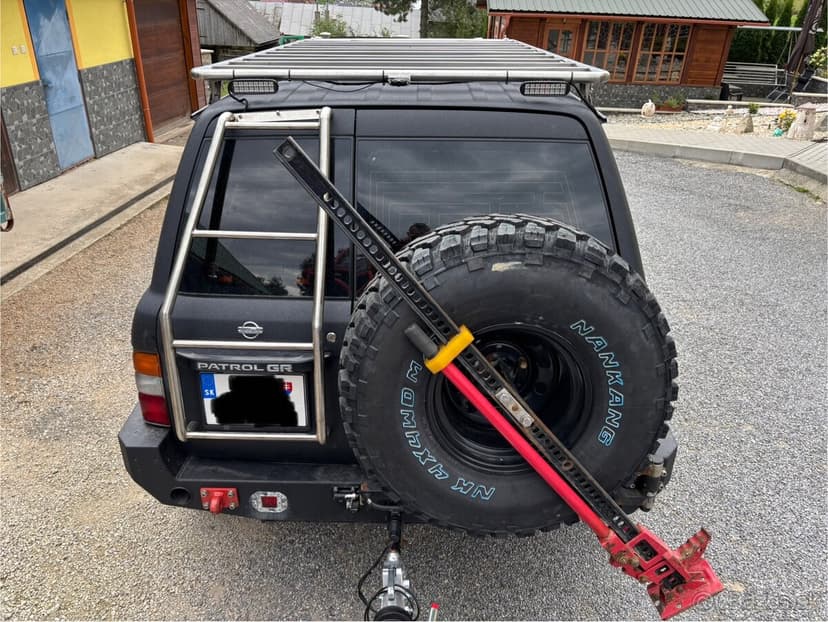 Nissan Patrol GR Y61 1999