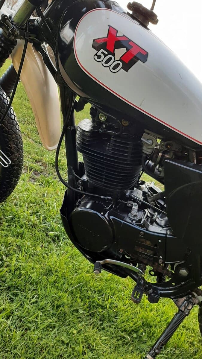 Yamaha XT 500 r.v. 1980 silvertank doklady