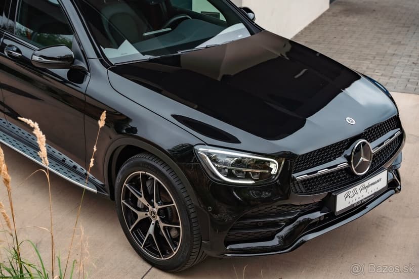 Mercedes-Benz GLC 300 4Matic AMG Line / Night Edition