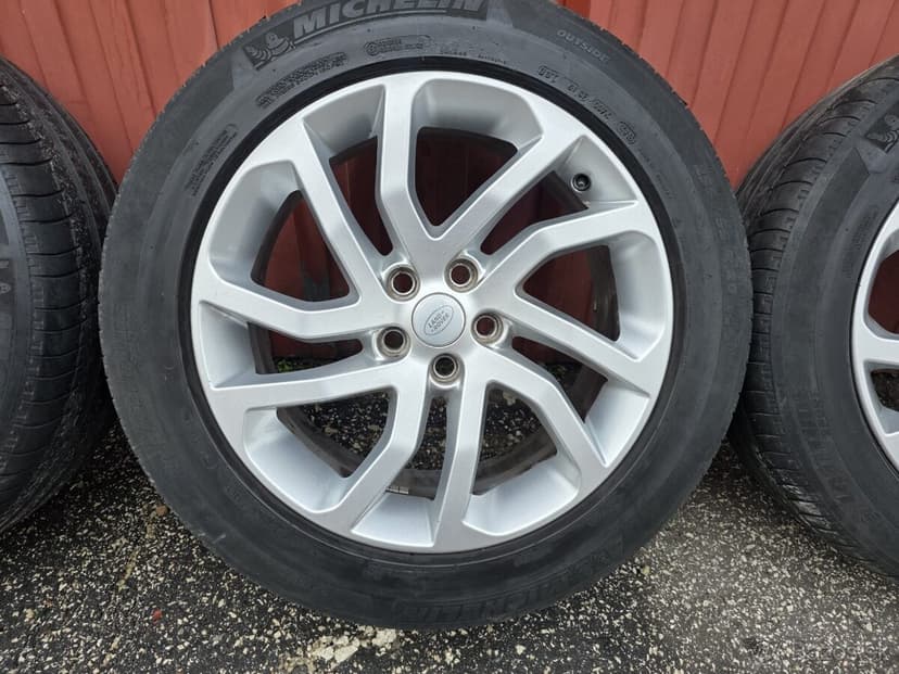 letne kolesa na LAND ROVER DISCOVERY r20 255/50 r20