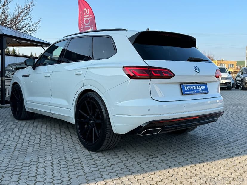 Volkswagen Touareg 3.0 TDI