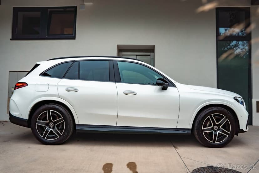 Mercedes-Benz GLC 220d 4Matic AMG Line / StarSelect+