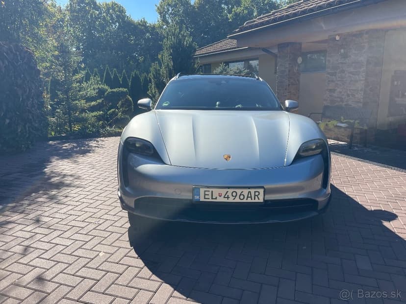 PORSCHE Taycan Cross Tourismo 4