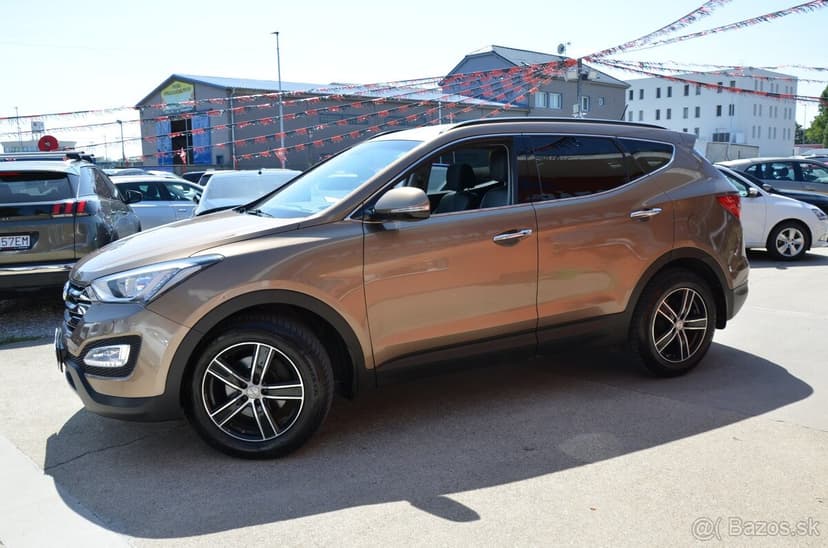 Hyundai Santa Fe 2,2 CRDi PREMIUM 4x4 AT6 145KW