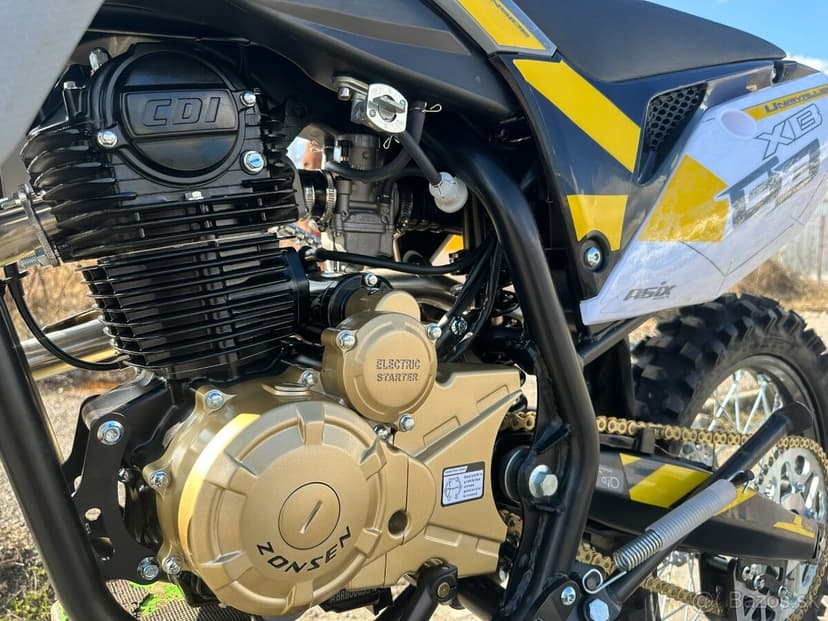 ASIX XB83 150CM3 0km + zaruka su  3 rozne farby