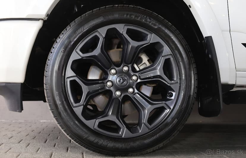 Dodge Ram 5.7 Limited / BRC LPG//R22//Harman Kardon