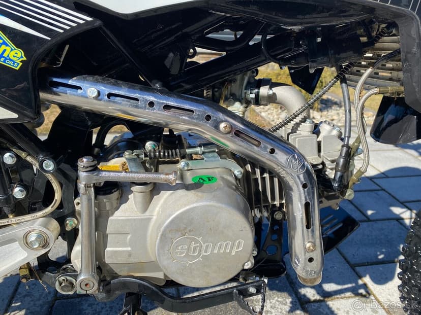 Stomp 140 Z3R Pitbike