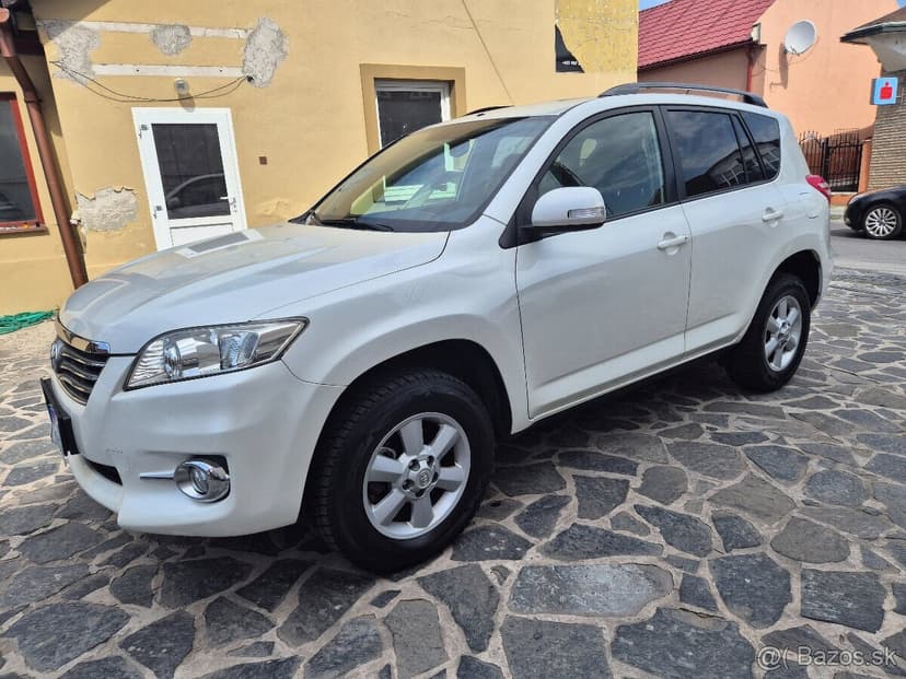 Toyota RAV4 SUV/Off-road 110kw Manuál