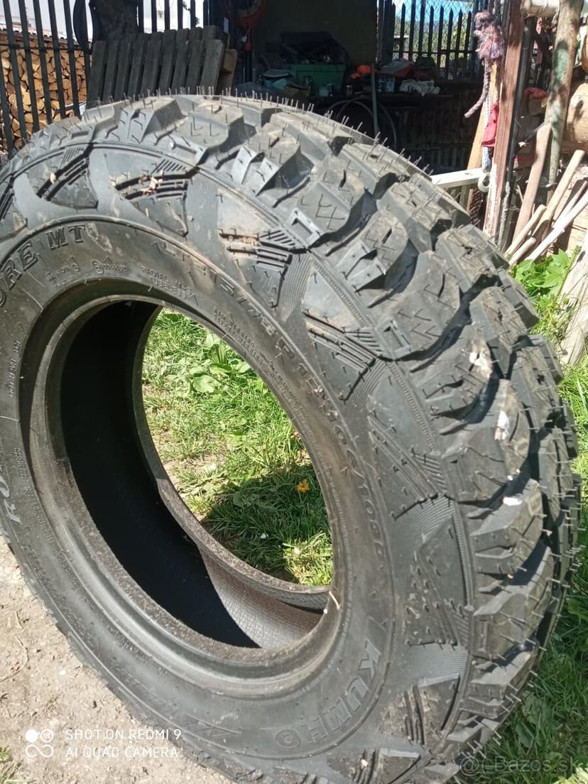 Pneumatika  215/75, R15 , Kumho LT