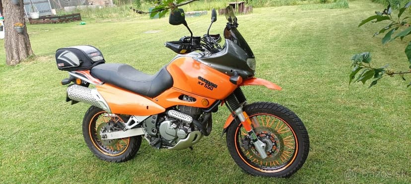 Suzuki xf 650 Freewind