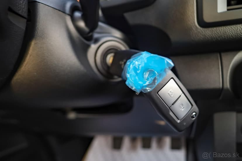 2025 Mitsubishi L200 2,4 benzin manual Predvadzacka DPH