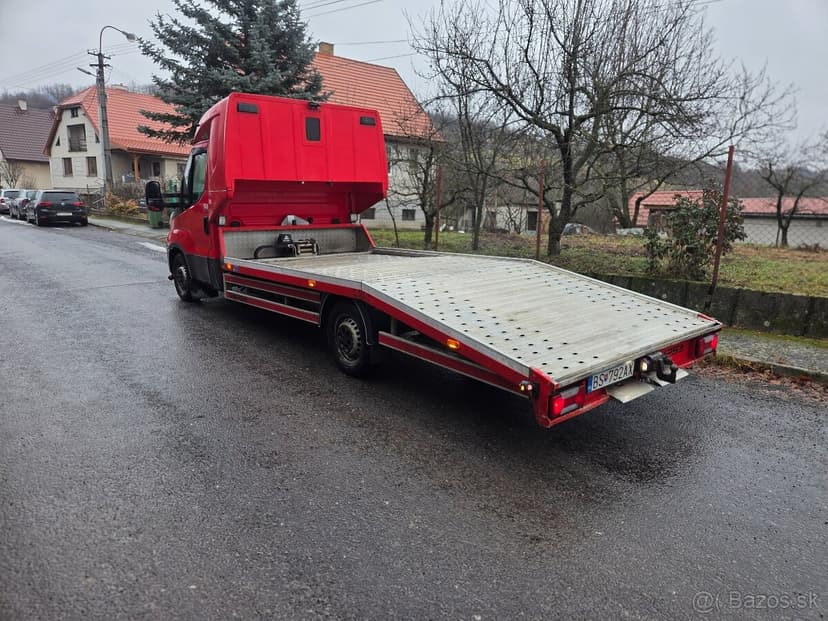 Predam Odtahovku Iveco.Daily 3.0 liter , hlinikova korba