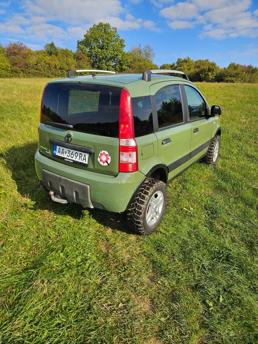 Fiat Panda 4x4 špeciál poľovnícky