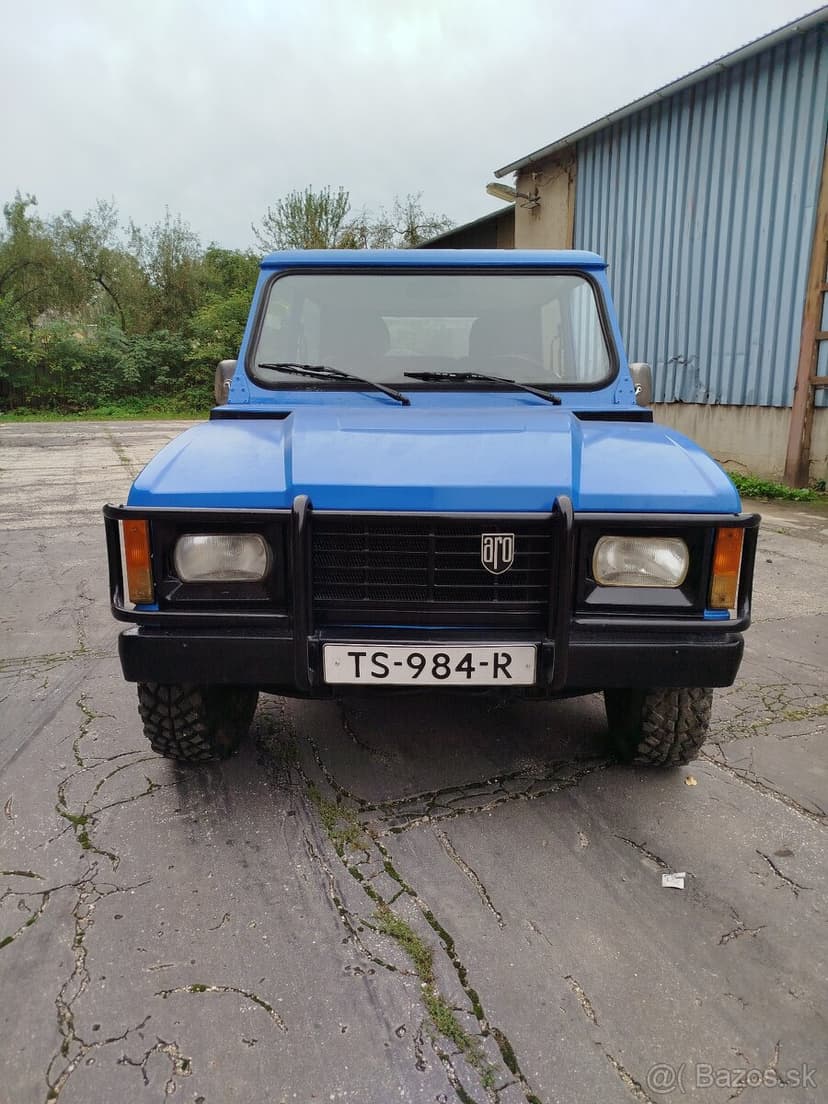 ARO 10 4x4 1.4 benzín 46kw 34.229 km rv.1989 bez tp a špz
