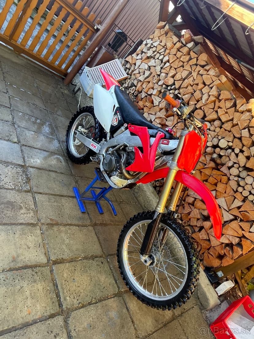 Predám crf 450 plné funkčná