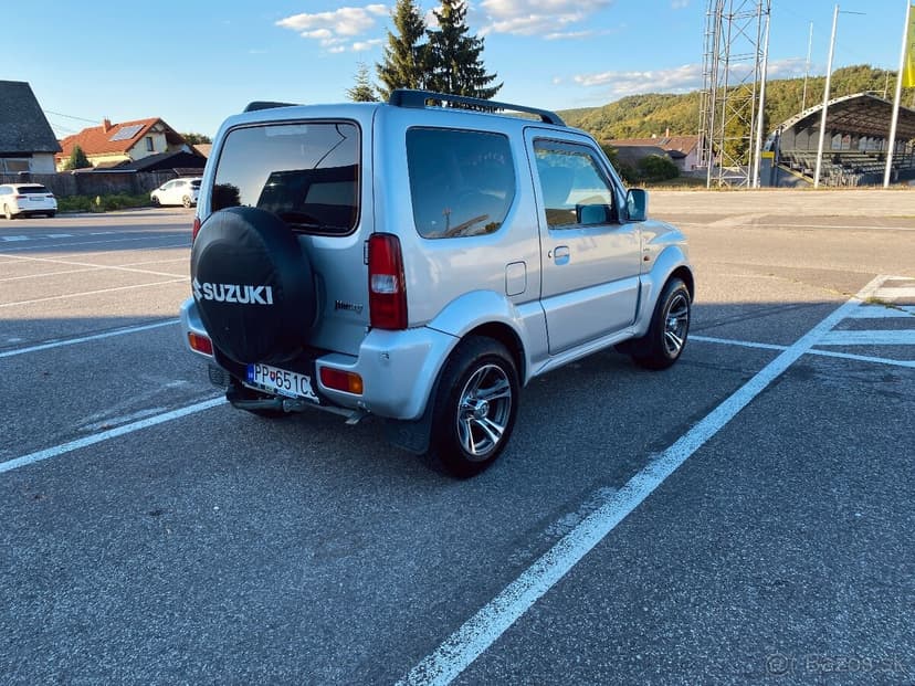 Predám Suzuki Jimny Special 1.3 4x4