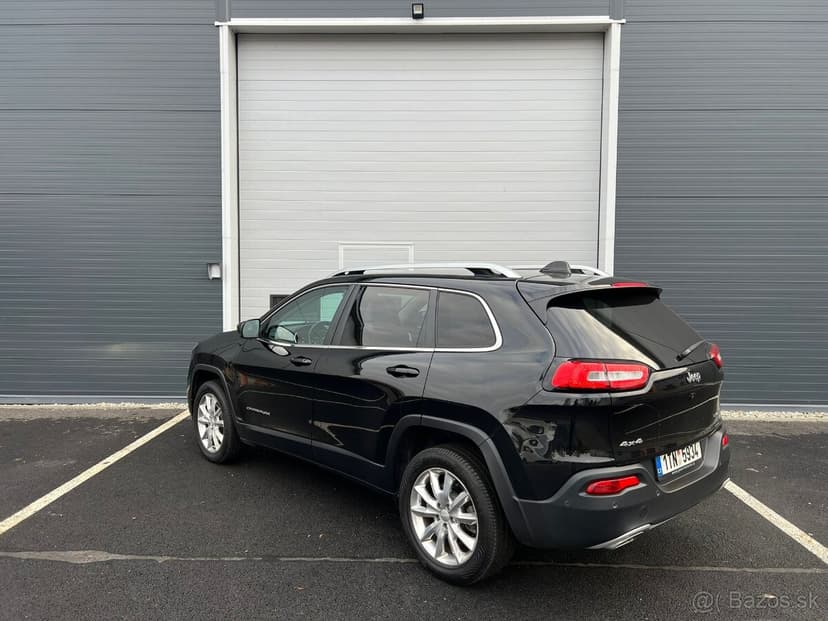 Jeep Cherokee 2.2 CRD 4x4, 88 000 km, ČR (Třinec)