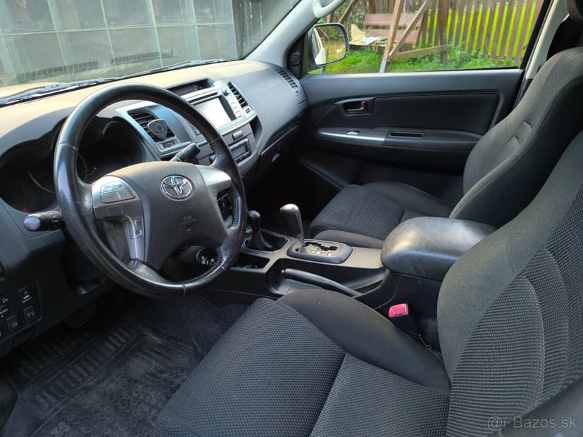 Toyota Hilux 3.0 D automat
